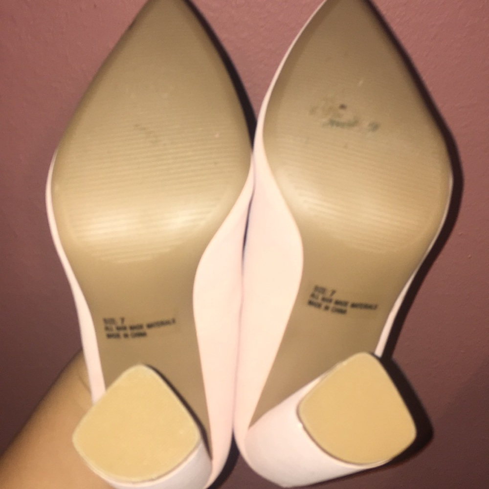 Cute Block Heels - Picture 2 of 3